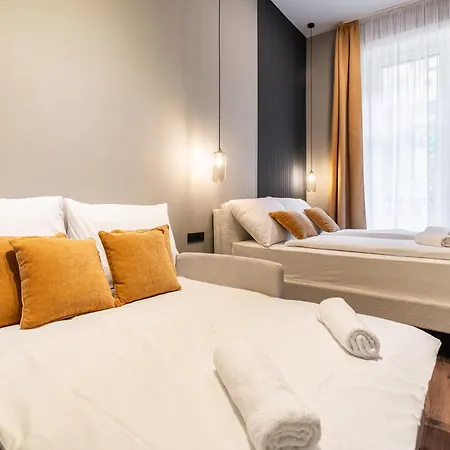 S7 - Sip Downtown Hideaway - Location By Bqa Budapest