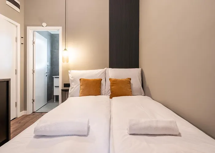 S7 - Sip Downtown Hideaway - Location By Bqa Apartmán