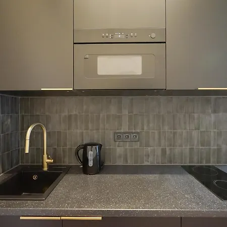 S7 - Sip Downtown Hideaway - Location By Bqa Daire *