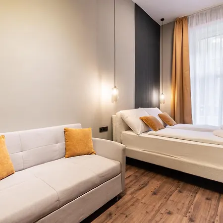 S7 - Sip Downtown Hideaway - Location By Bqa *