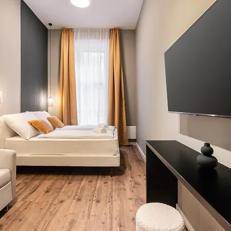 S7 - Sip Downtown Hideaway - Location By Bqa * Budapeşte