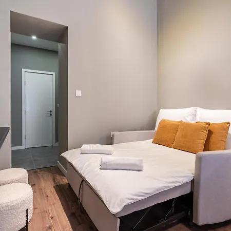 S7 - Sip Downtown Hideaway - Location By Bqa בודפשט